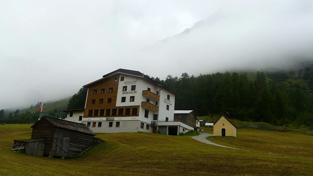 Bei der Alpenüberquerung für Einsteiger übernachten wir im Berggasthof Bodenalpe