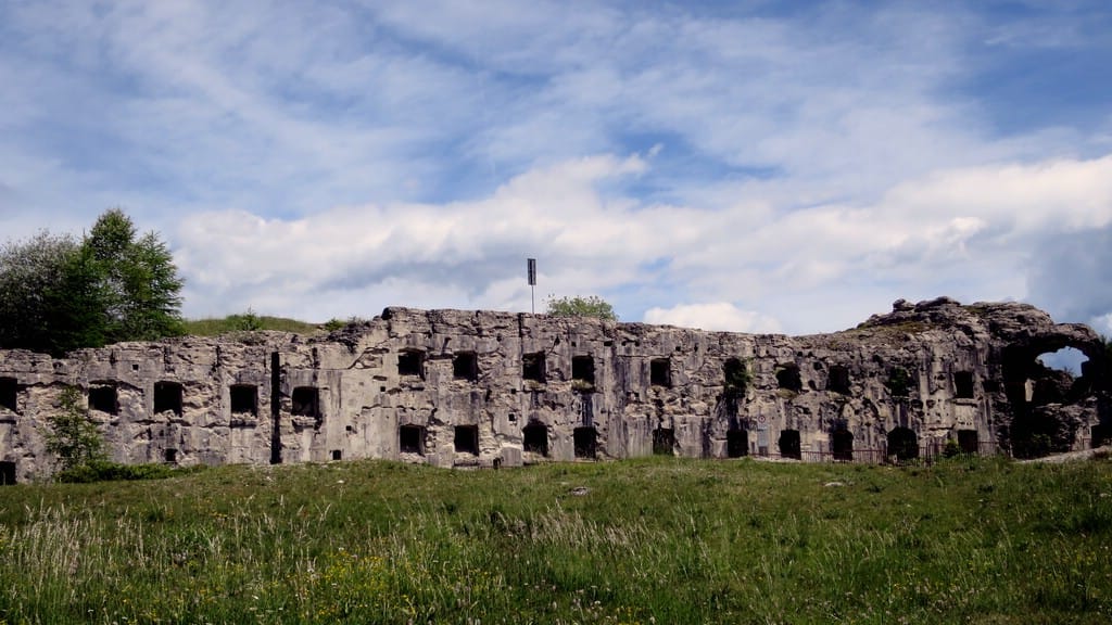 zerschossenes Fort aus dem 1. Weltkrieg